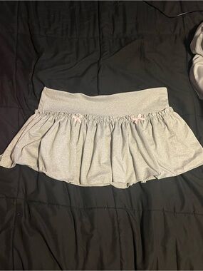 shosho Silver Shimmer Ruffle Mini Skirt with Pink Bows